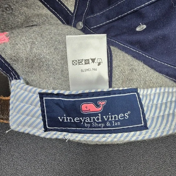 Vineyard Vines Hat Cap Mens Strap Back Grey Spellout Pink Whale Logo Golf Prep - Picture 9 of 9